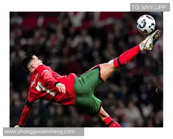 各大足球号码背后的明星球员盘点与传奇故事分享